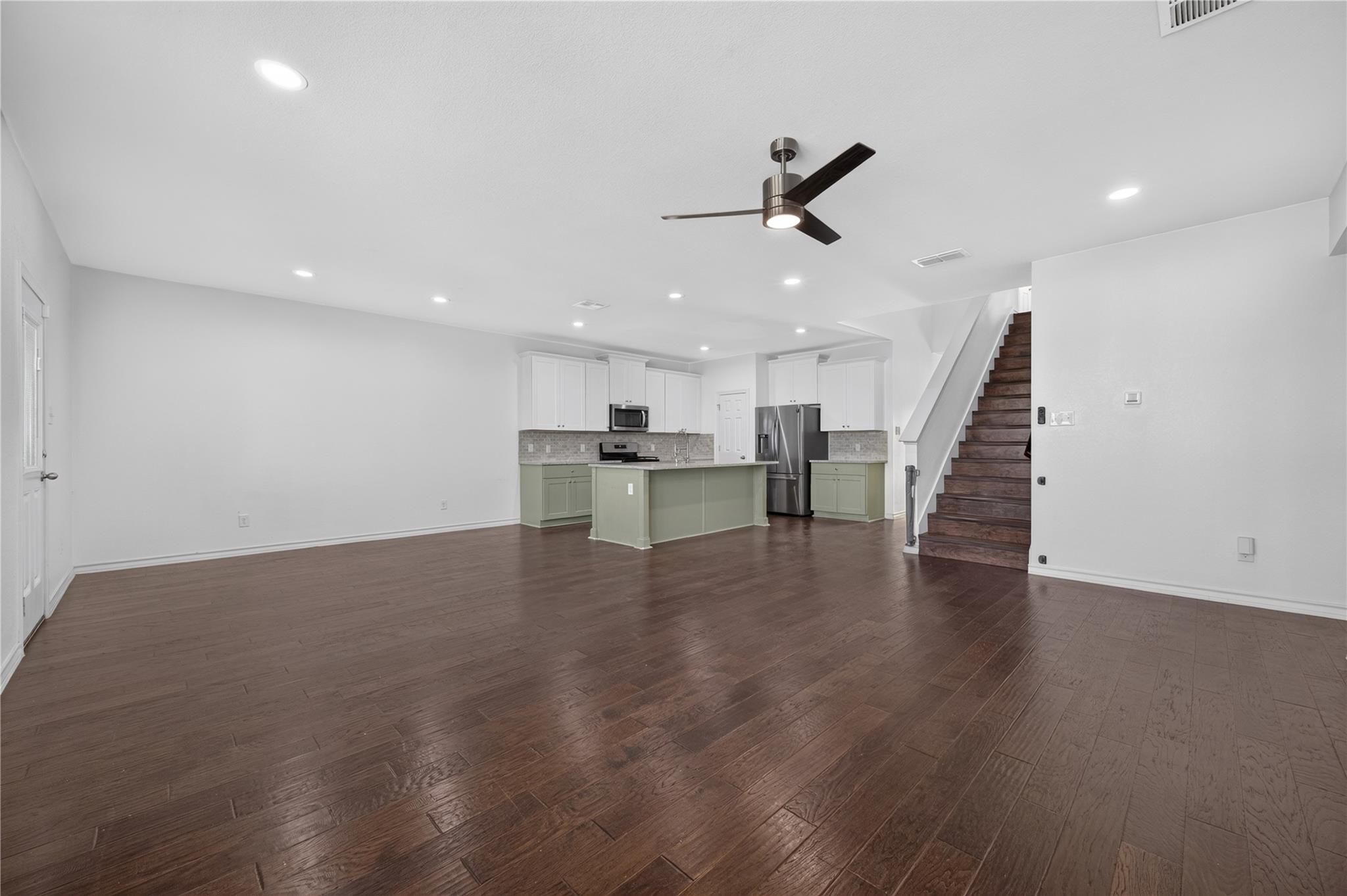 7634 Leonardo Dr Property Photo 4