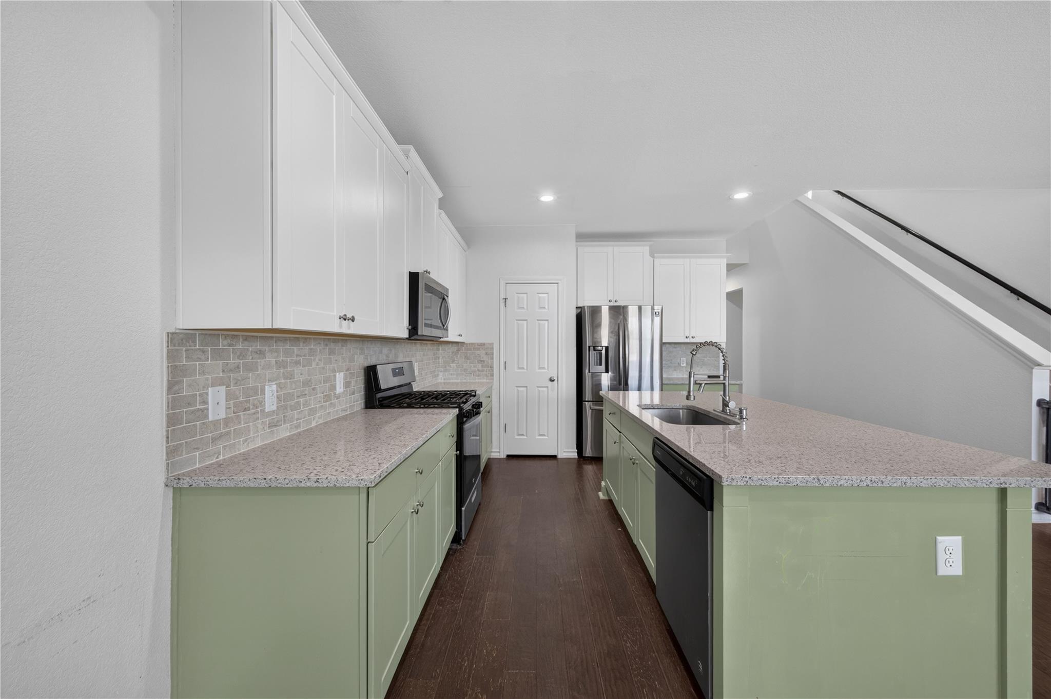 7634 Leonardo Dr Property Photo 5