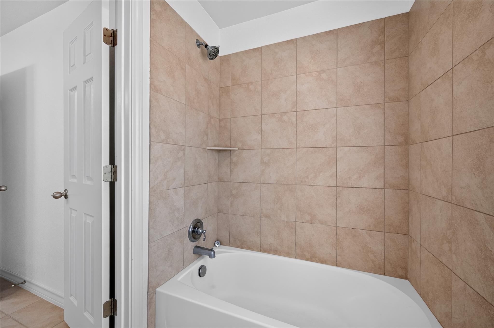 7634 Leonardo Dr Property Photo 17