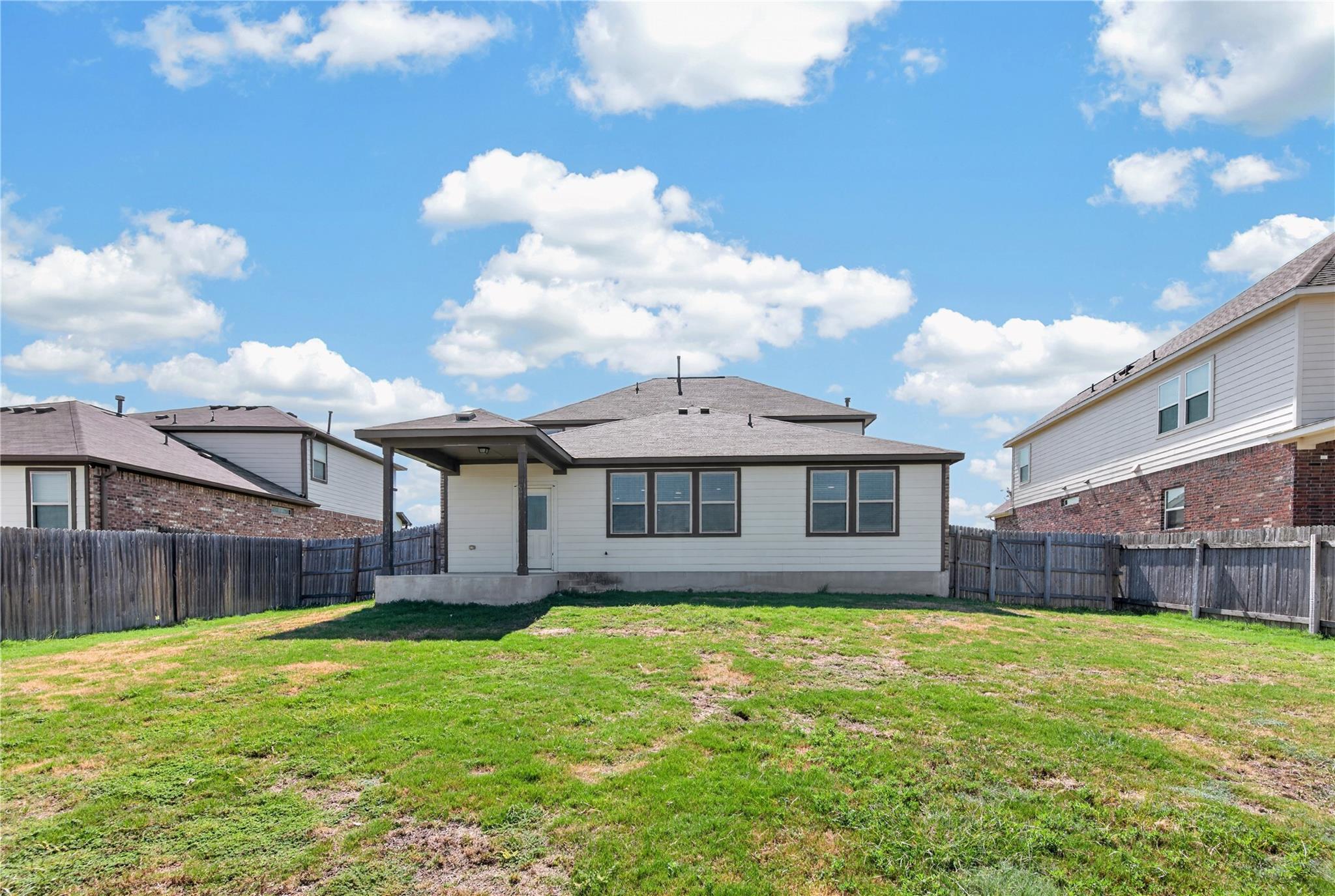 7634 Leonardo Dr Property Photo 22