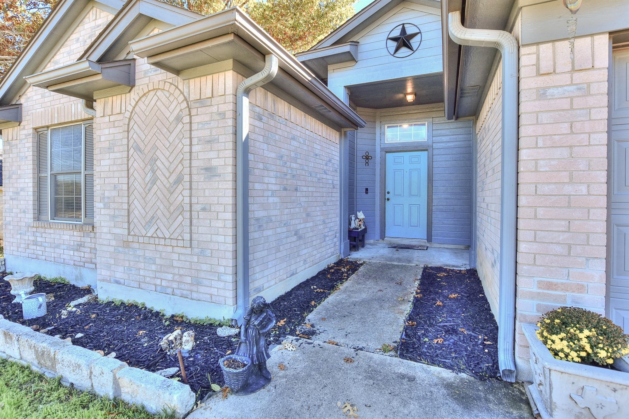 1503 Barcus Dr Property Photo 5