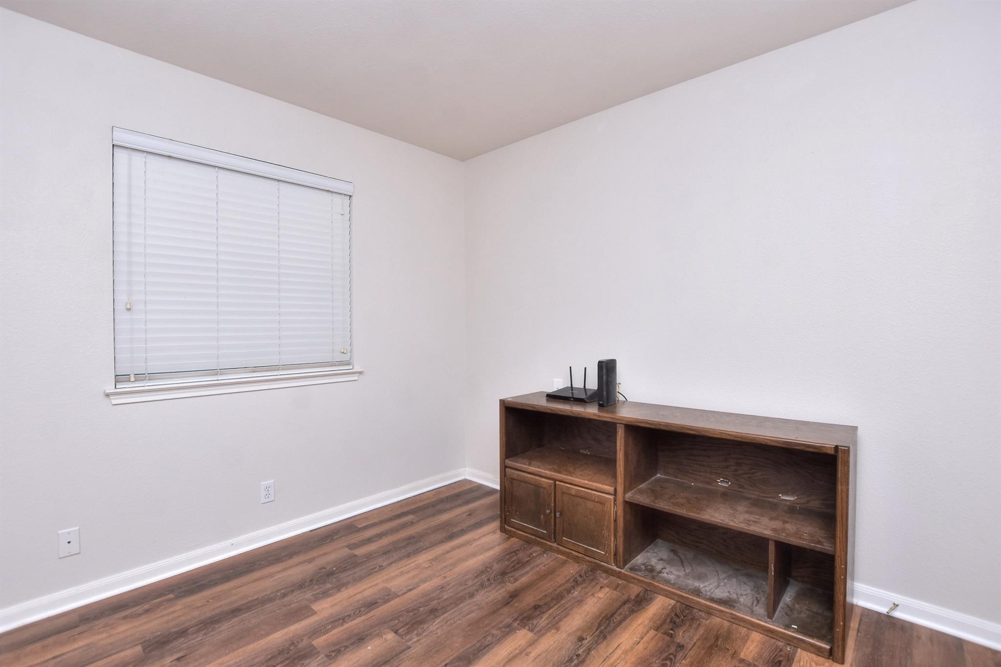 1503 Barcus Dr Property Photo 23