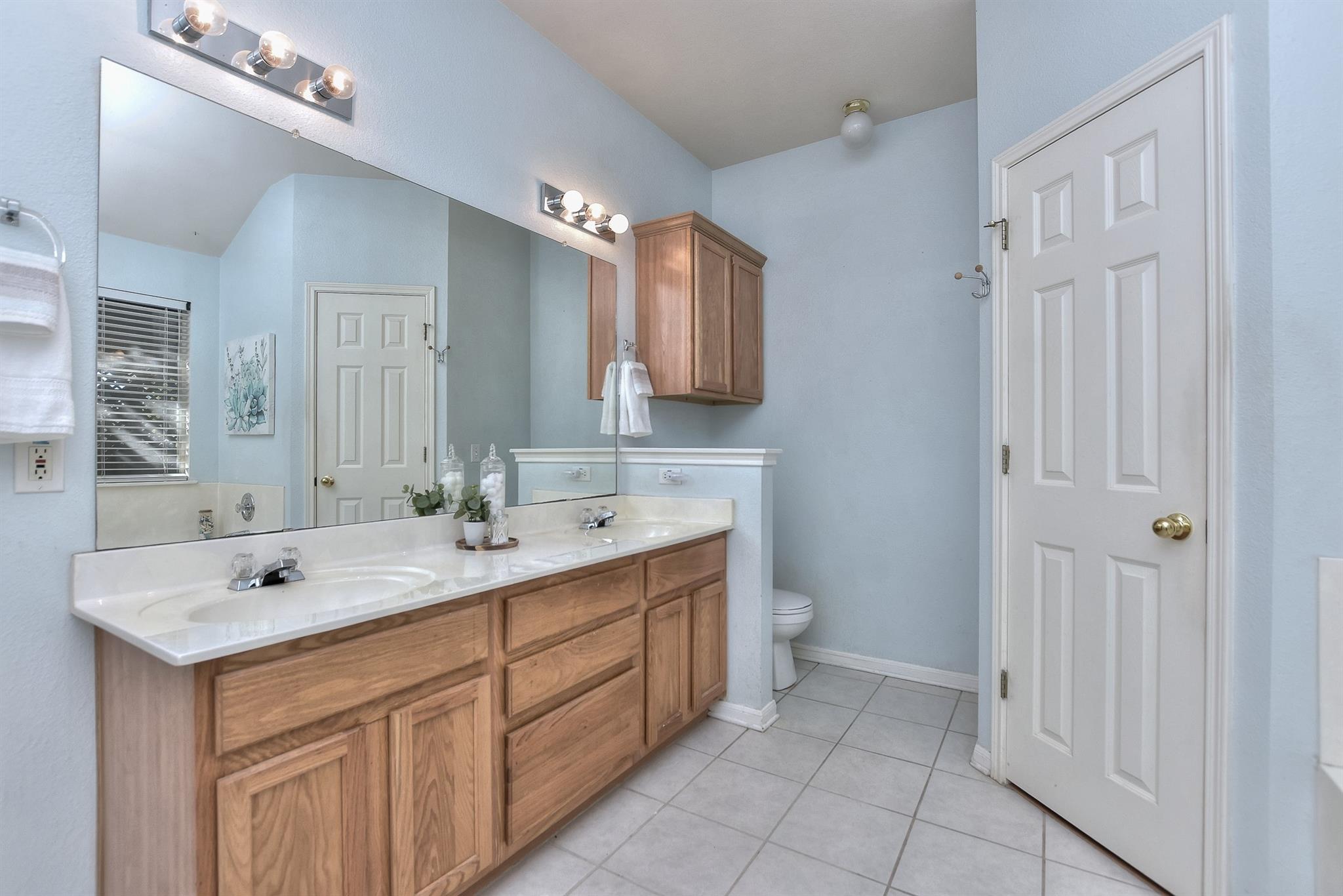 1503 Barcus Dr Property Photo 26