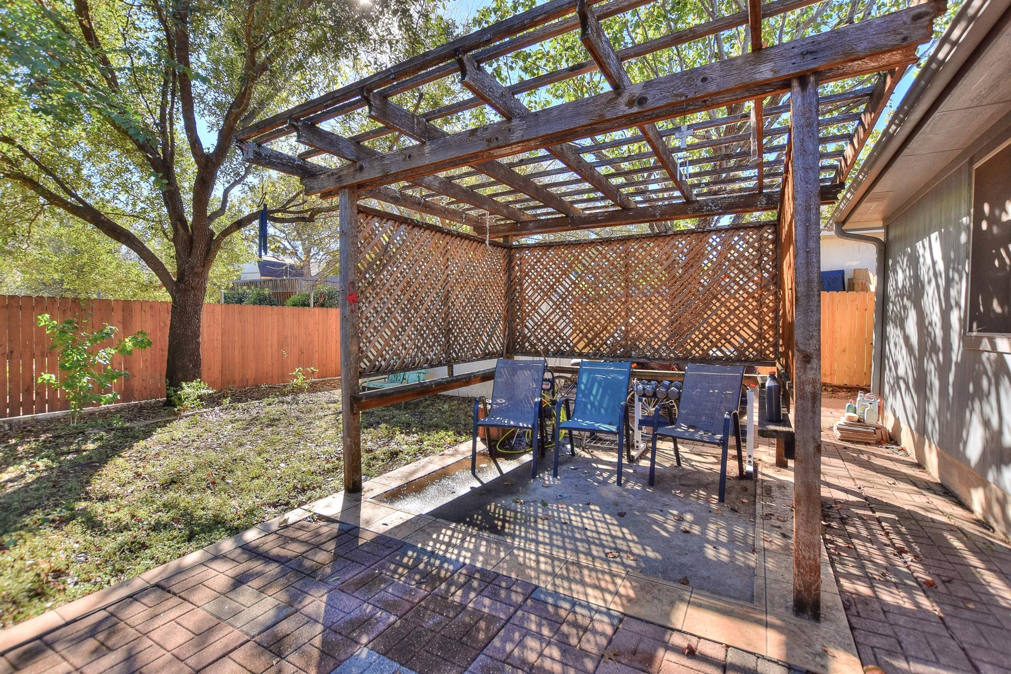 1503 Barcus Dr Property Photo 34