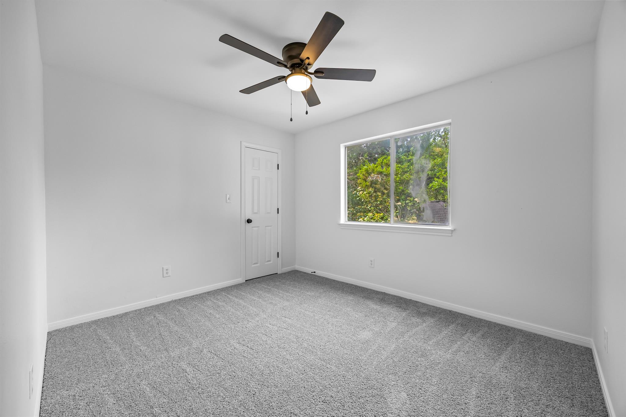 104 Summerwood Cv Property Photo 13