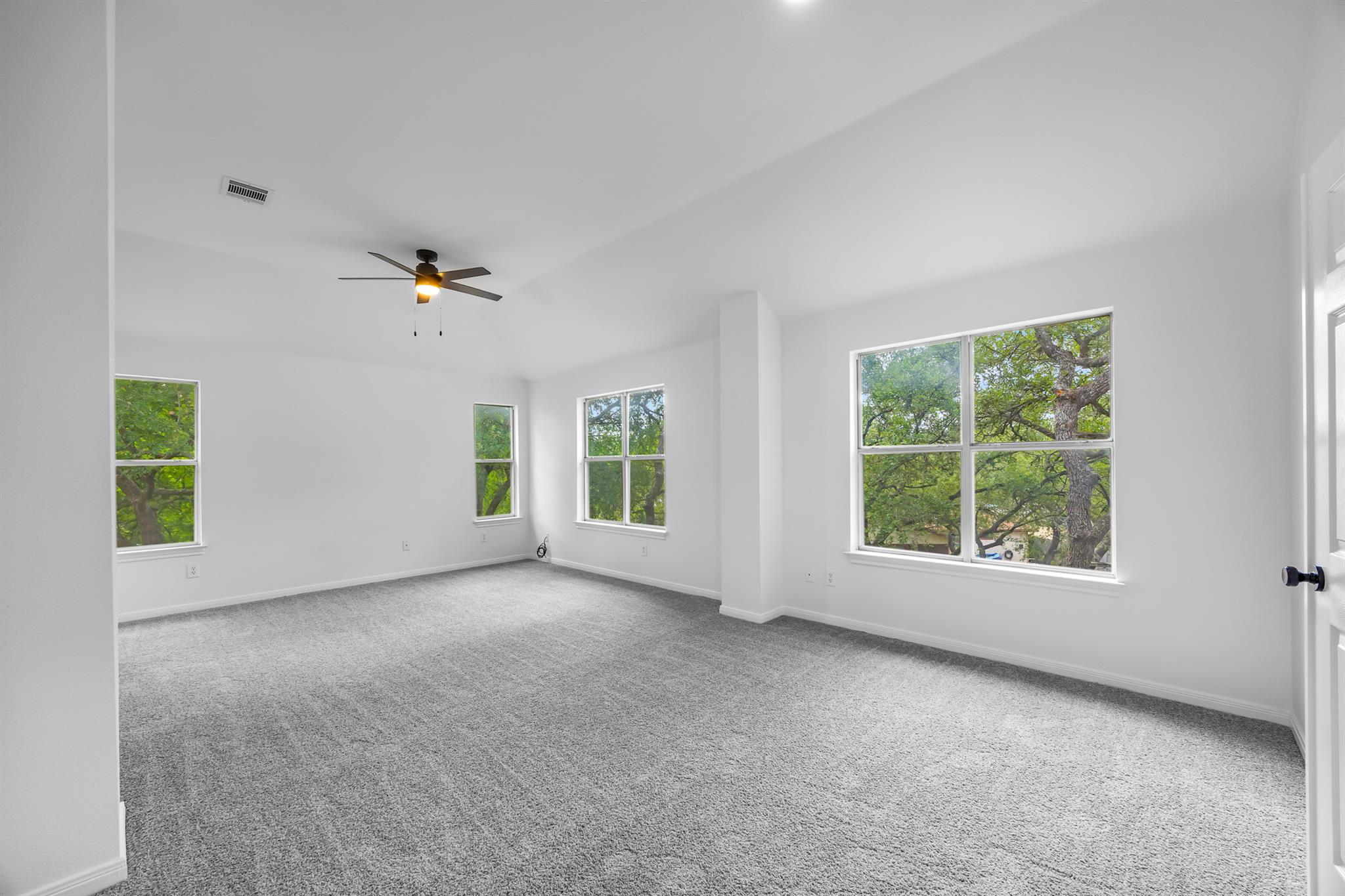104 Summerwood Cv Property Photo 15