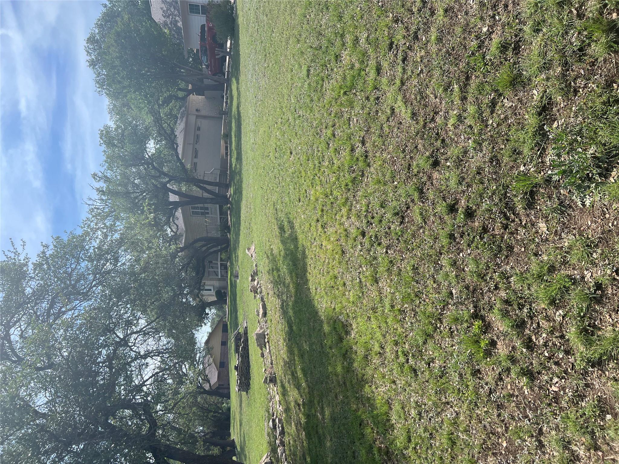103 Foust Dr Property Photo 1