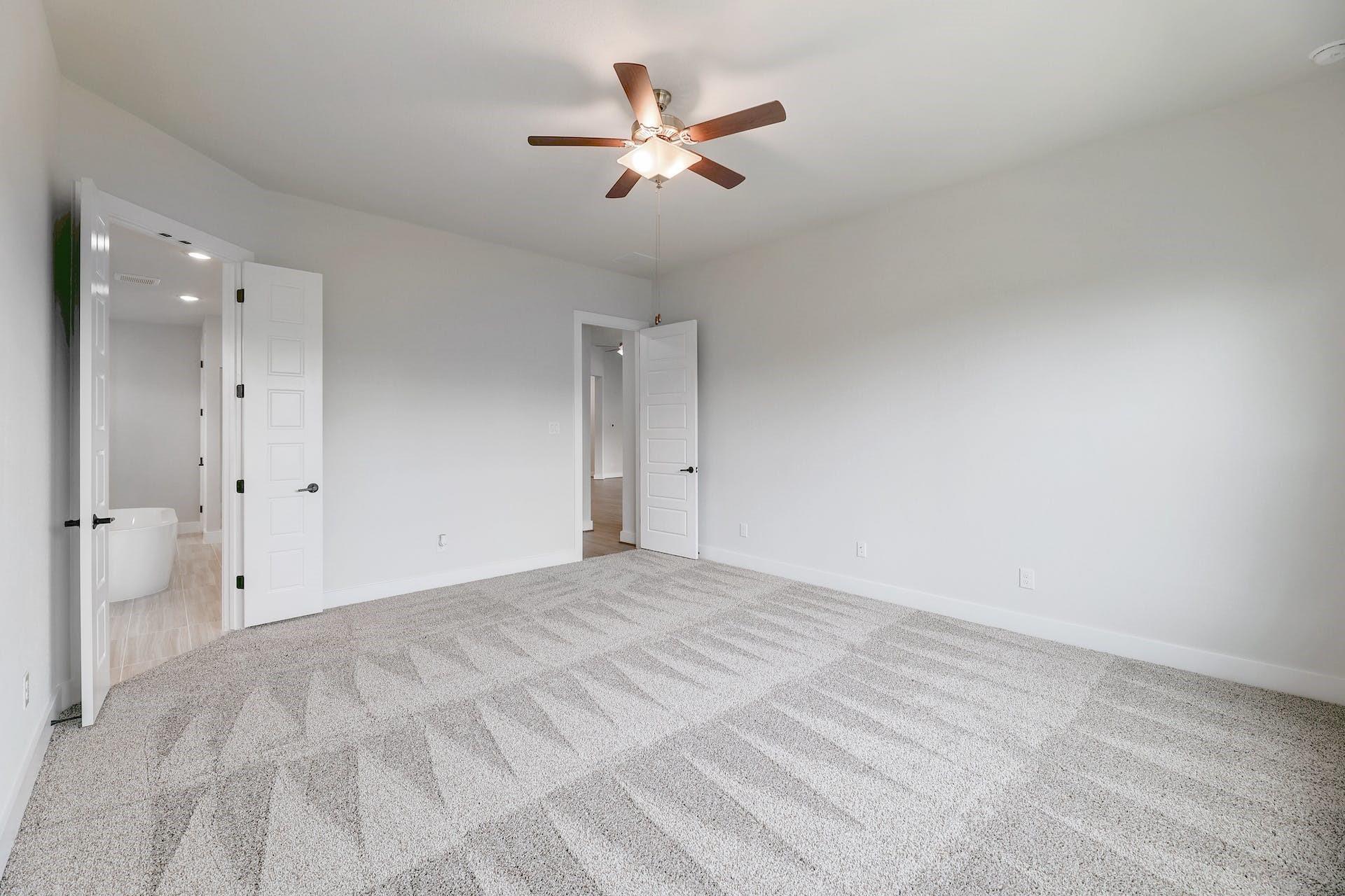 127 Red Tail Hawk Ln Property Photo 20