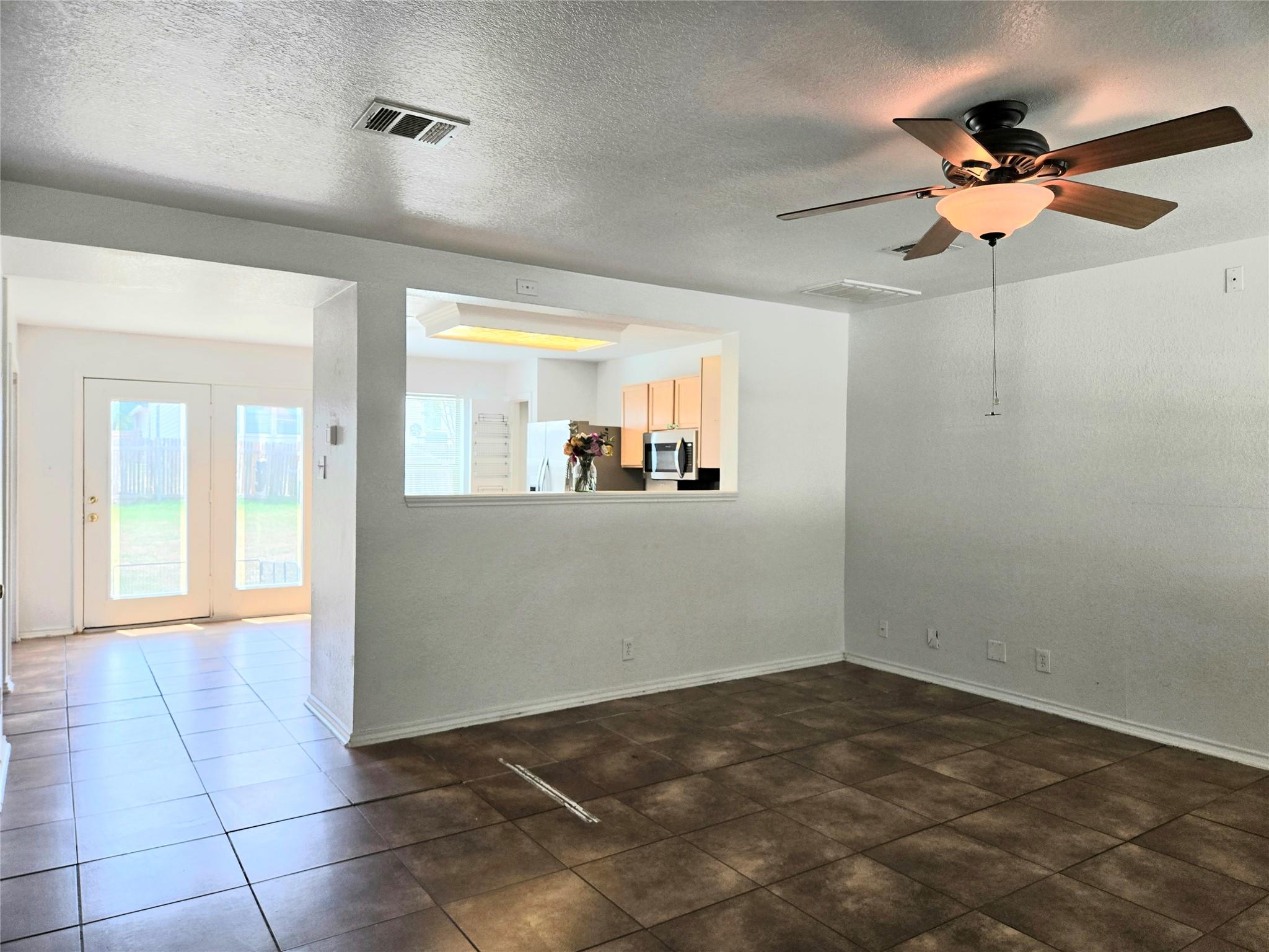 161 Beech Dr Property Photo 2