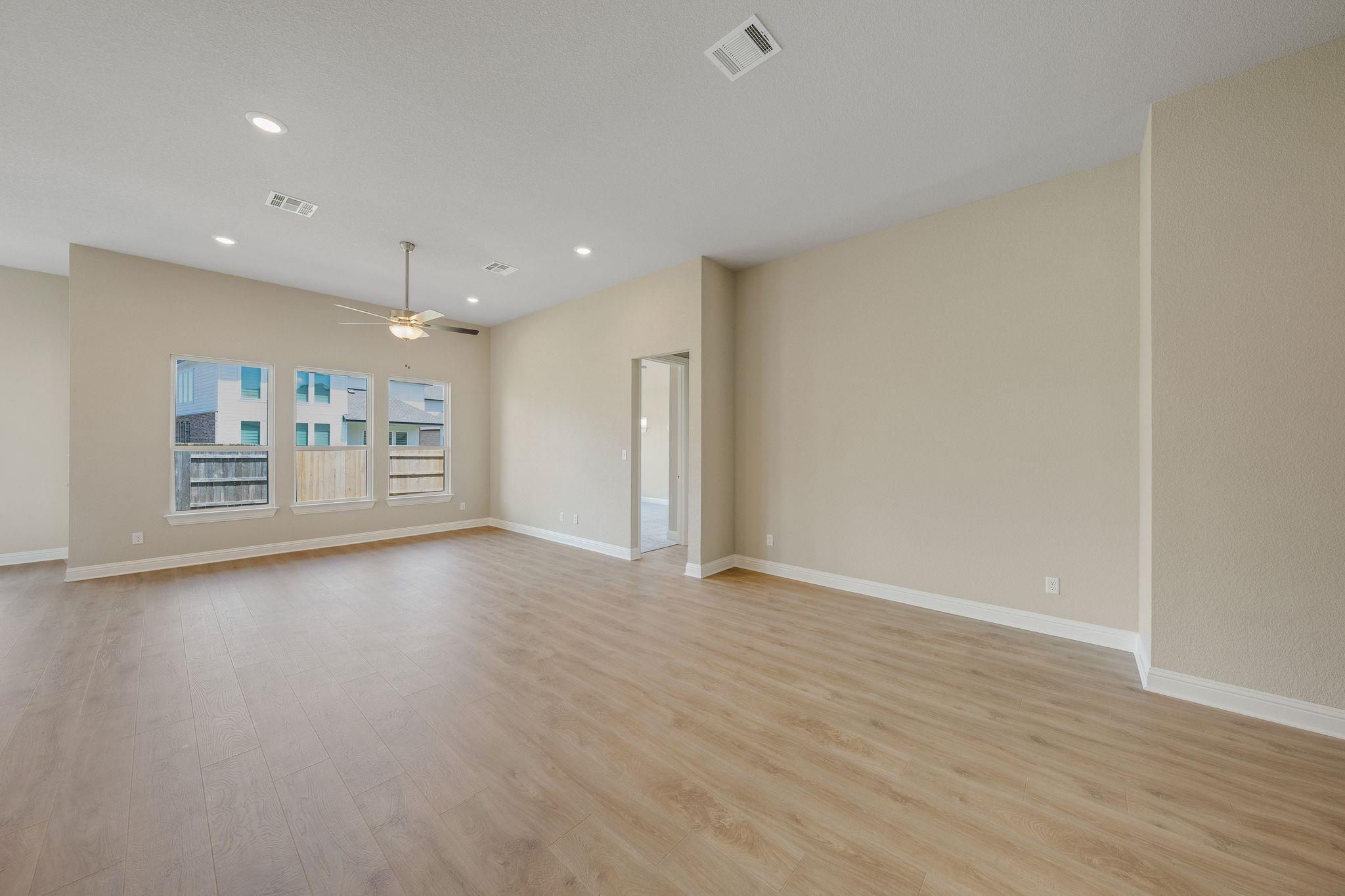 131 Estate Hills Dr Property Photo 6