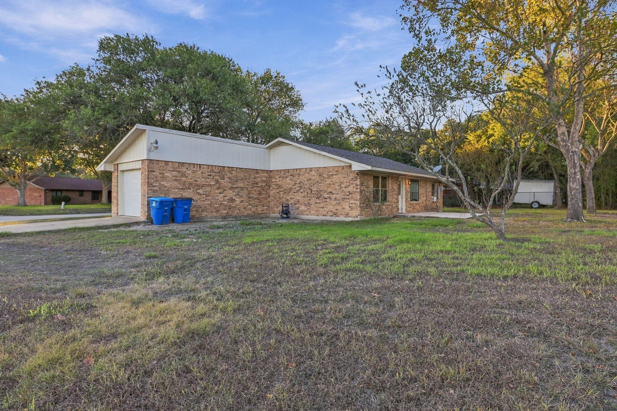 1714 Twin Island Dr Property Photo 20