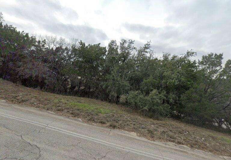 714 Duck Lake Dr Property Photo 1