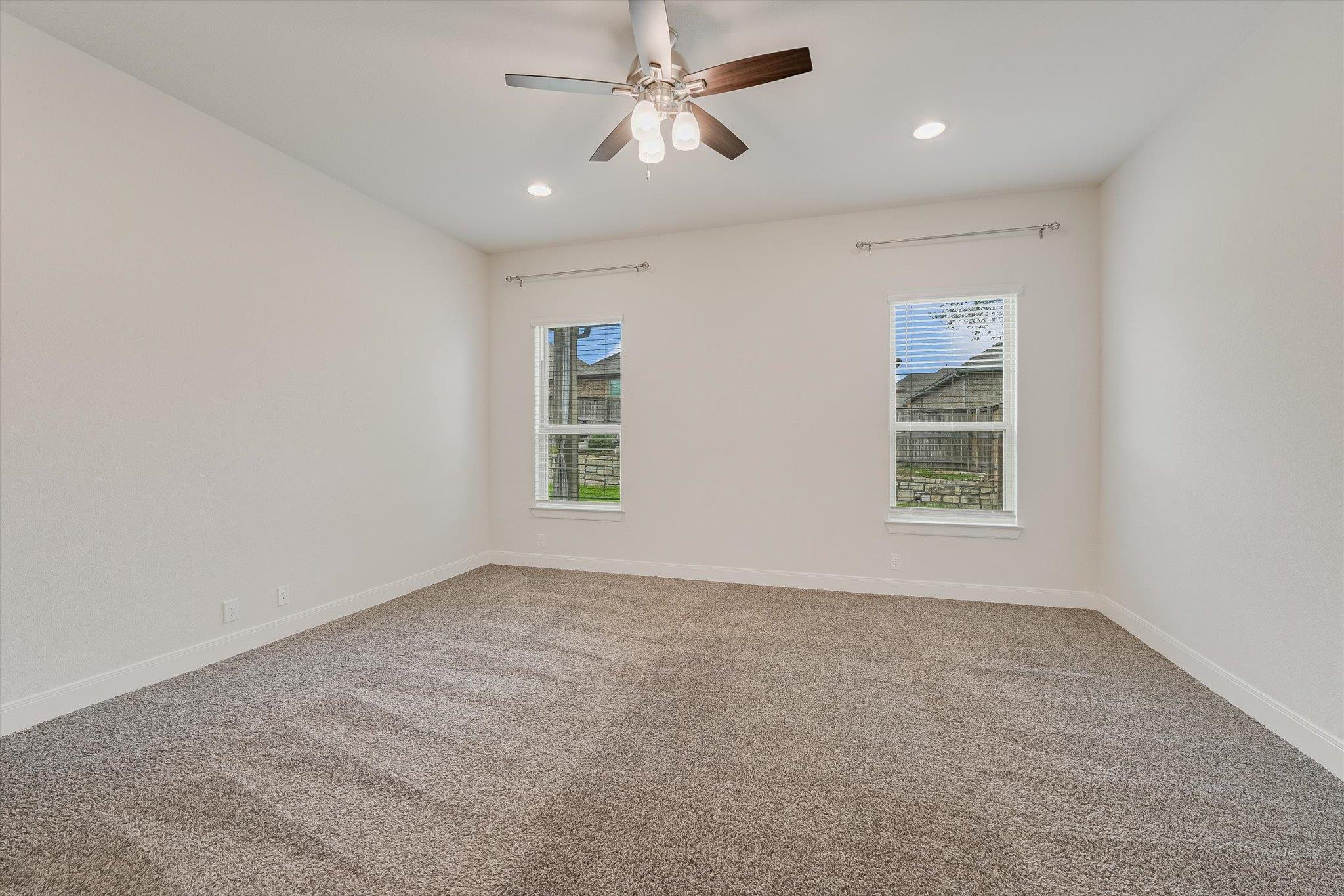 230 Sigel Ave Property Photo 11