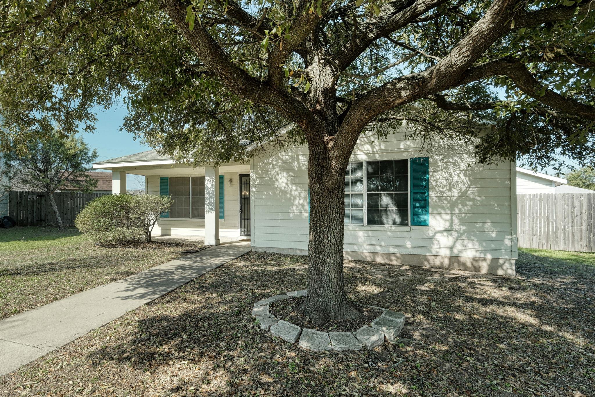 161 Segovia Way Property Photo