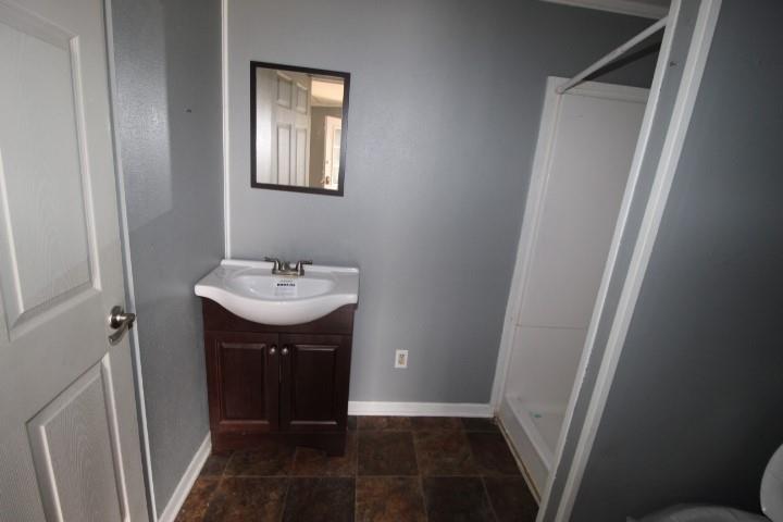 1102 W Sunset St Property Photo 3