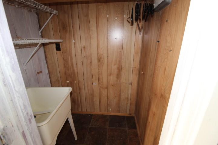1102 W Sunset St Property Photo 7
