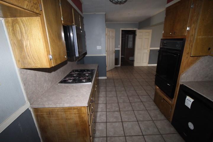 1102 W Sunset St Property Photo 22