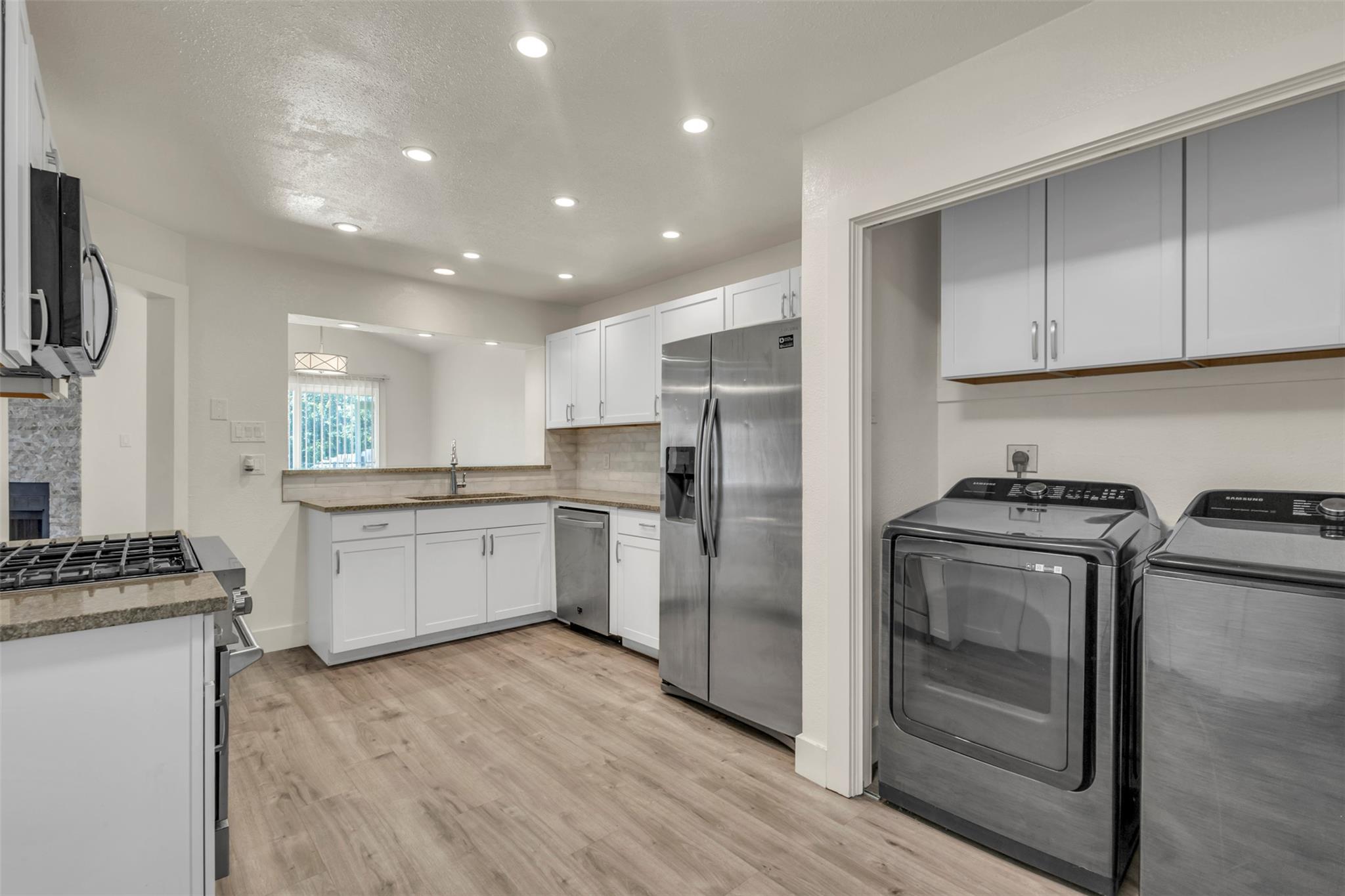 12312 Yarmont Way Property Photo 8