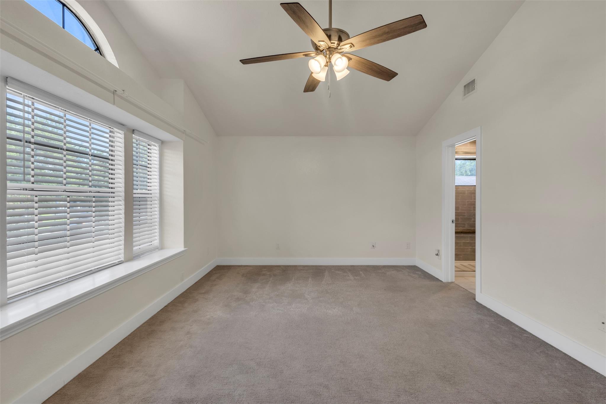 12312 Yarmont Way Property Photo 16