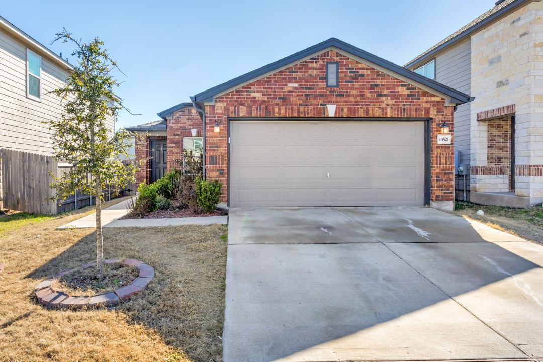 13521 Abigail Adams St Property Photo