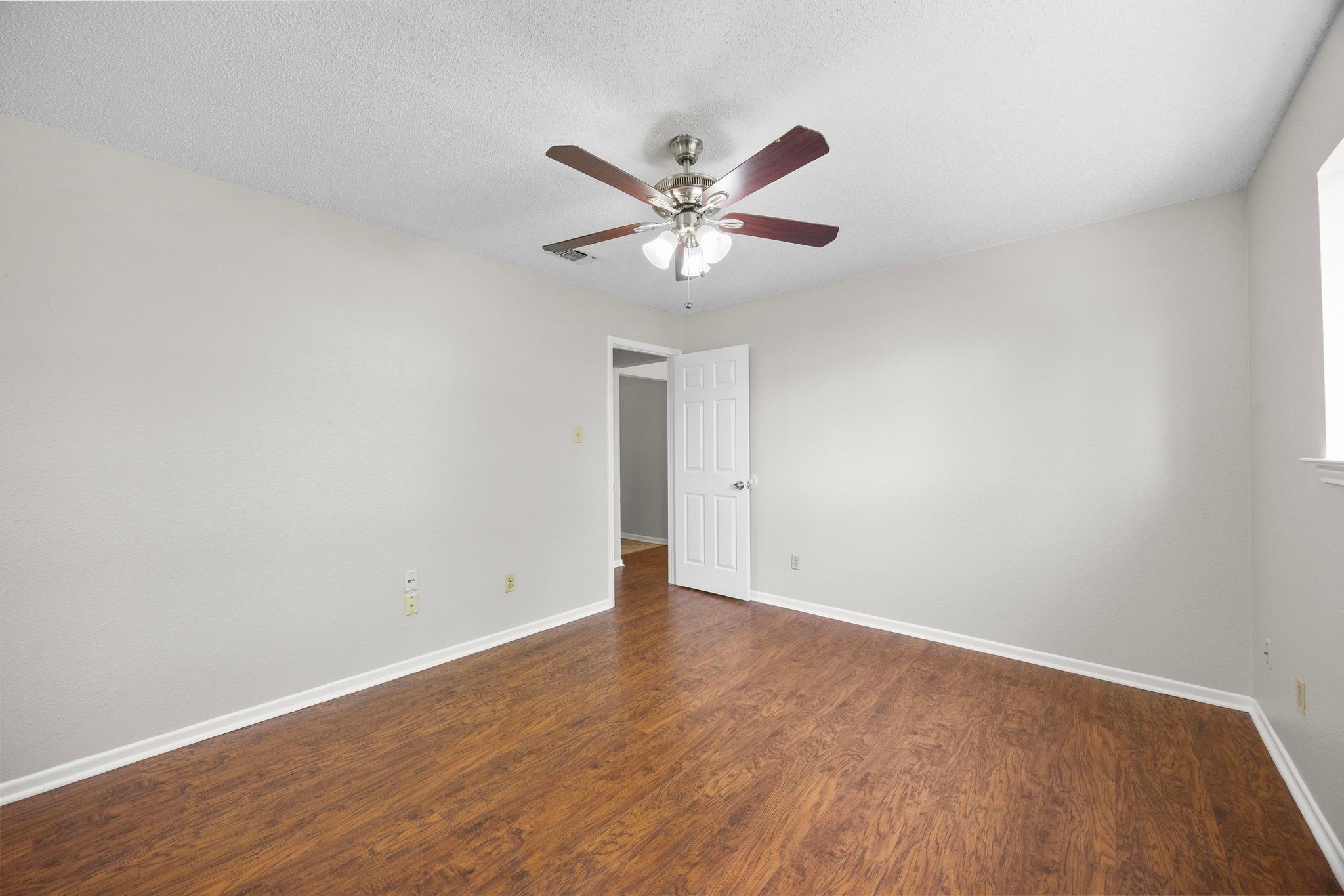 2304 Silver Spur Property Photo 15