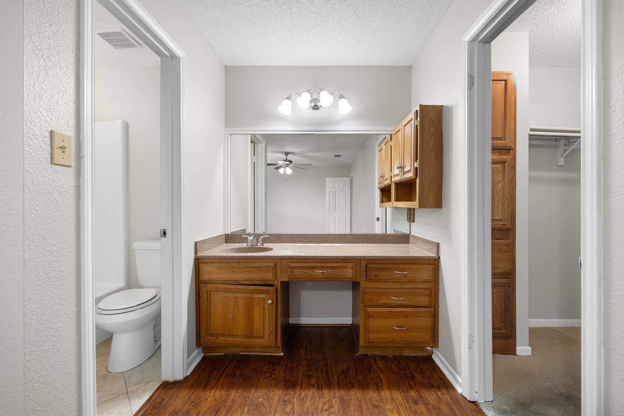 2304 Silver Spur Property Photo 16