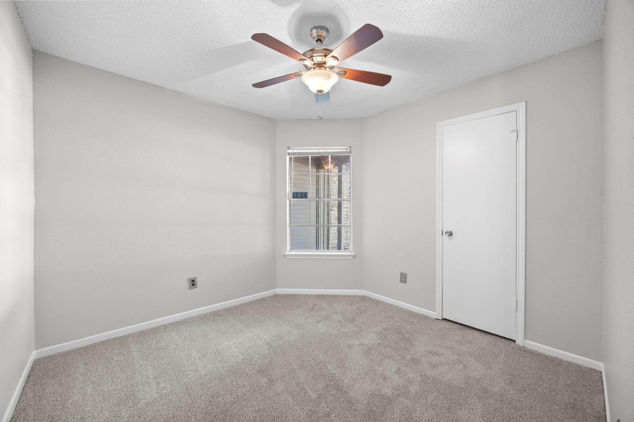 2304 Silver Spur Property Photo 18