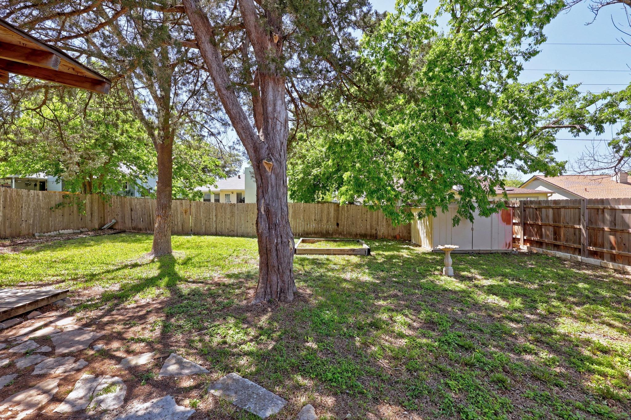 2304 Silver Spur Property Photo 23