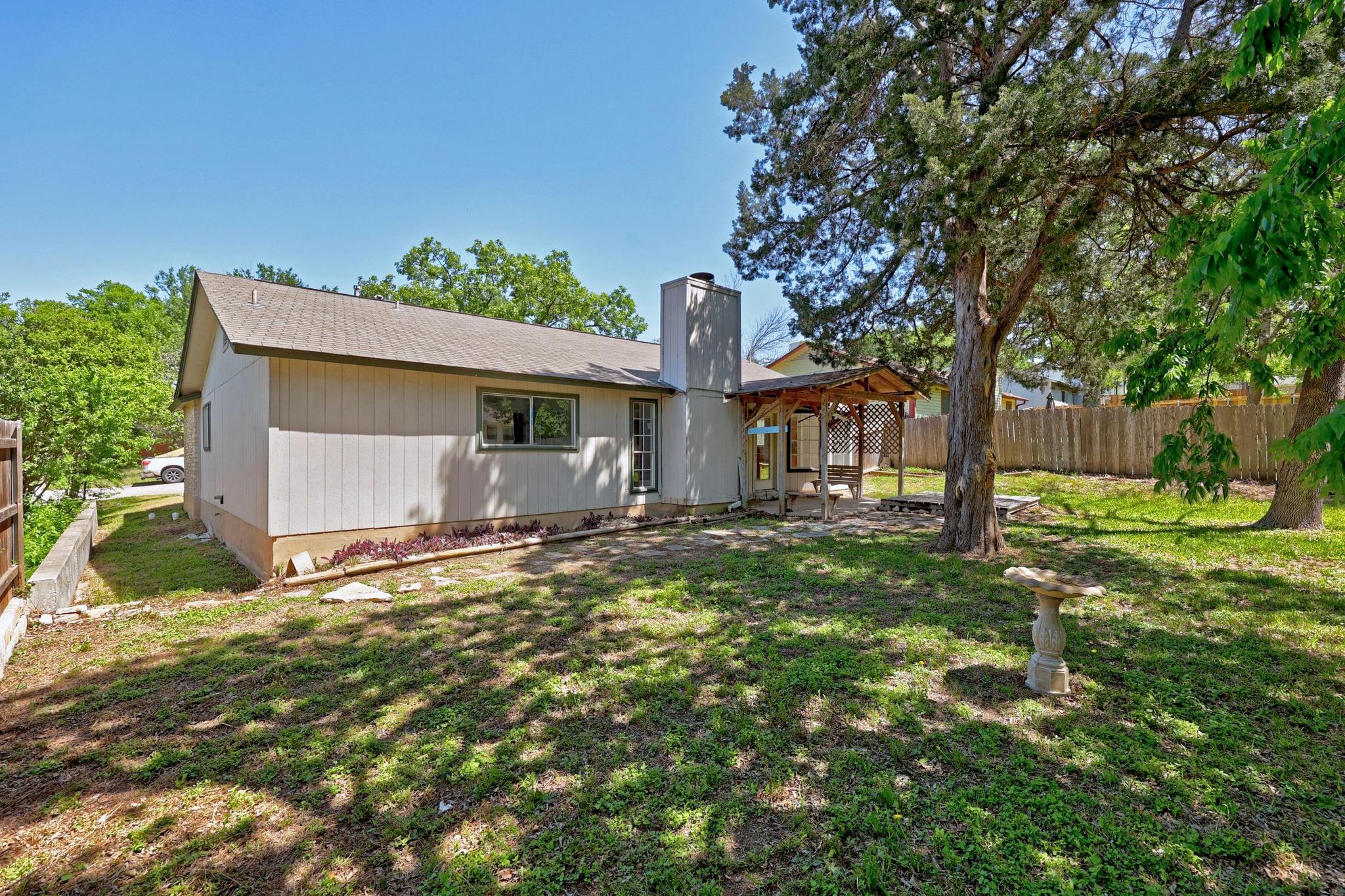 2304 Silver Spur Property Photo 24