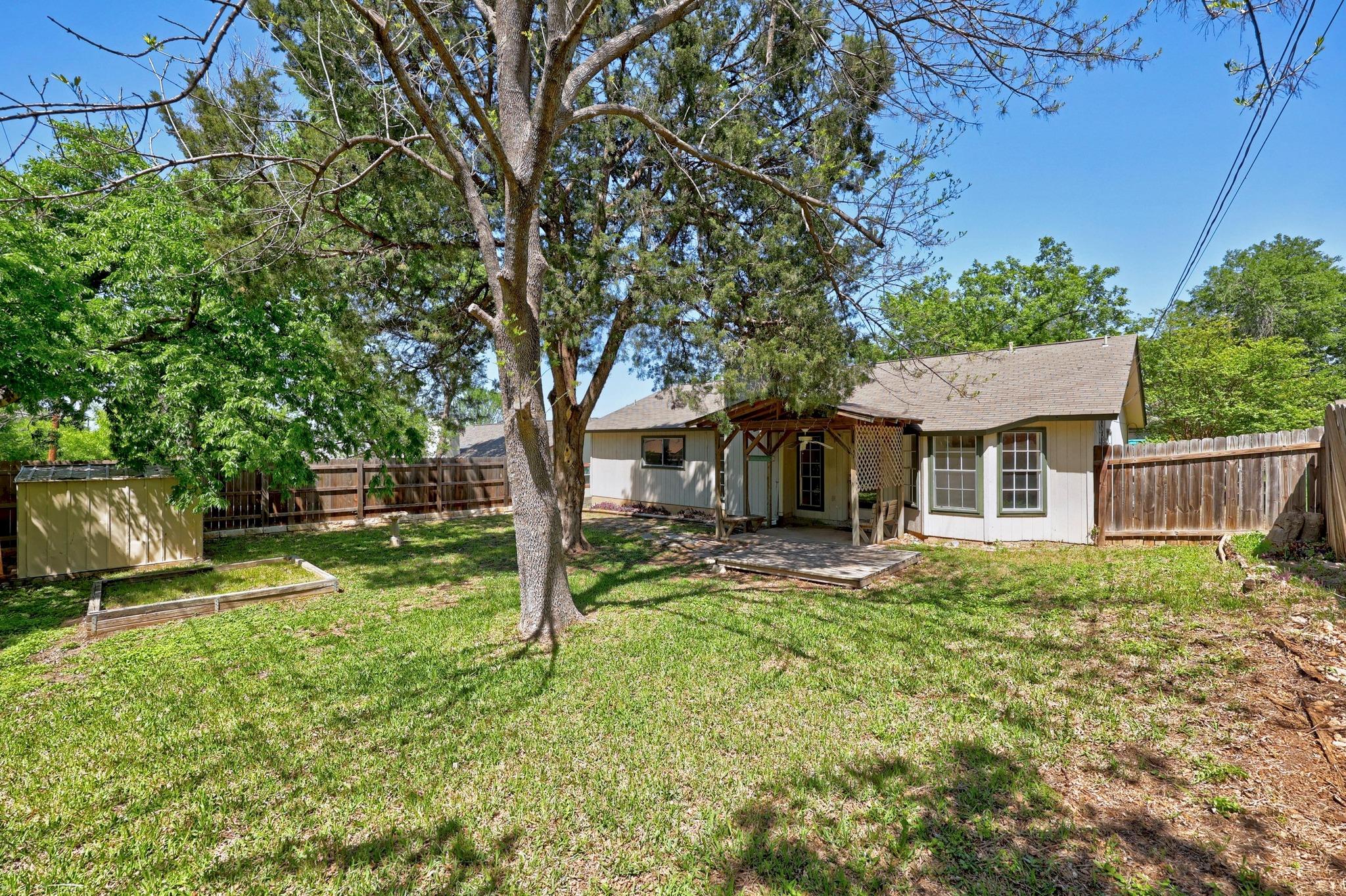 2304 Silver Spur Property Photo 27