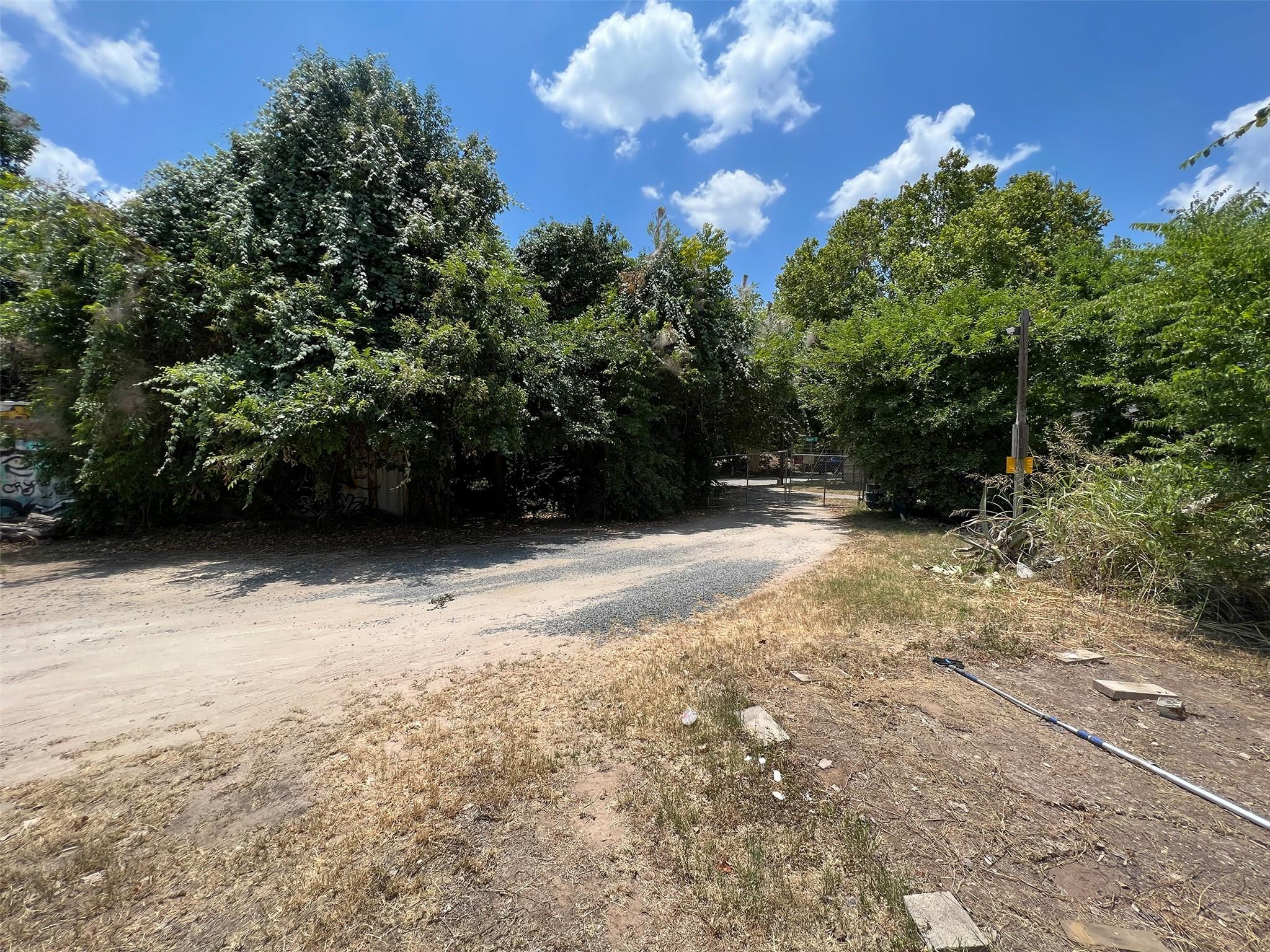 914 Shady Ln #tract 1 Property Photo 7