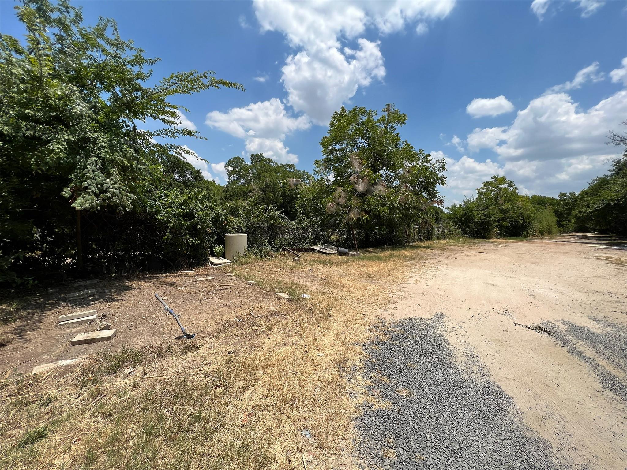 914 Shady Ln #tract 1 Property Photo 8