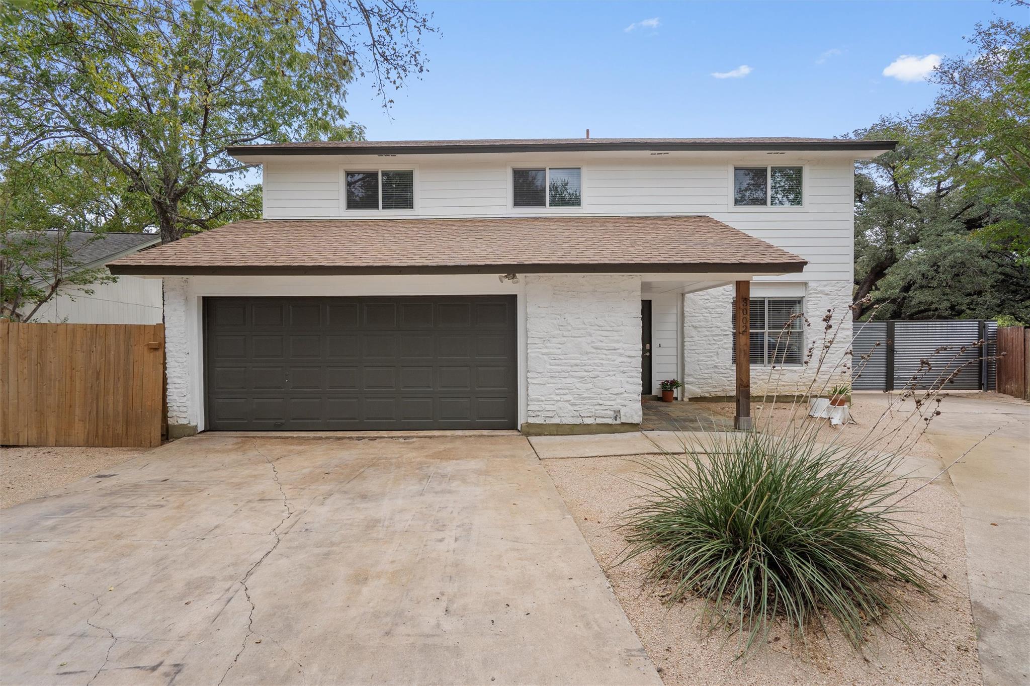 3002 Leaf Ln Property Photo 1