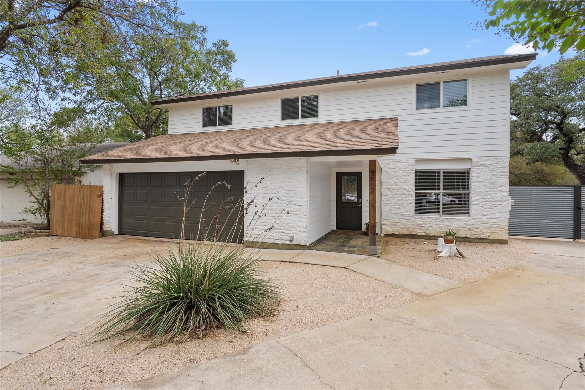 3002 Leaf Ln Property Photo 2