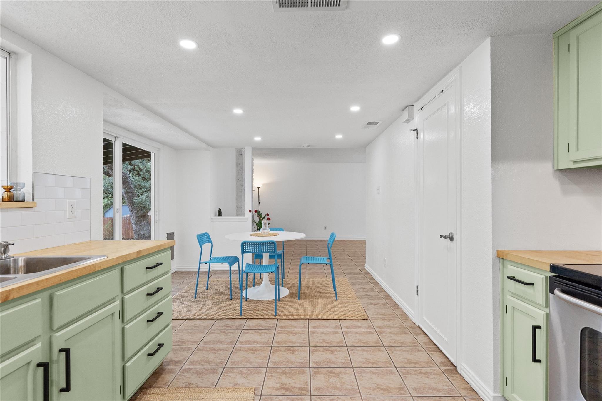 3002 Leaf Ln Property Photo 10