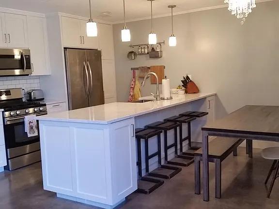 2300 Barton Skwy #a Property Photo 1