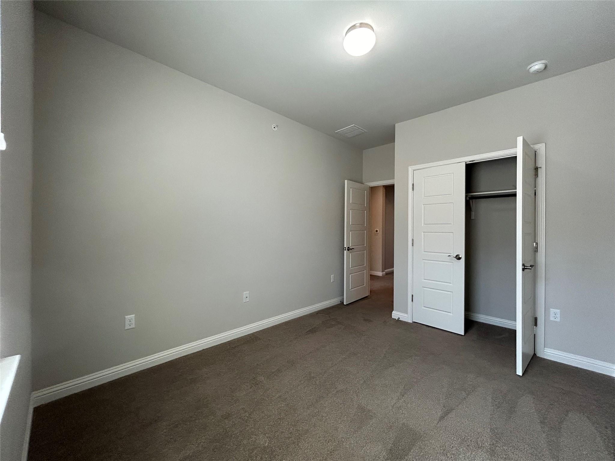 13800 Lyndhurst St #233 Property Photo 10