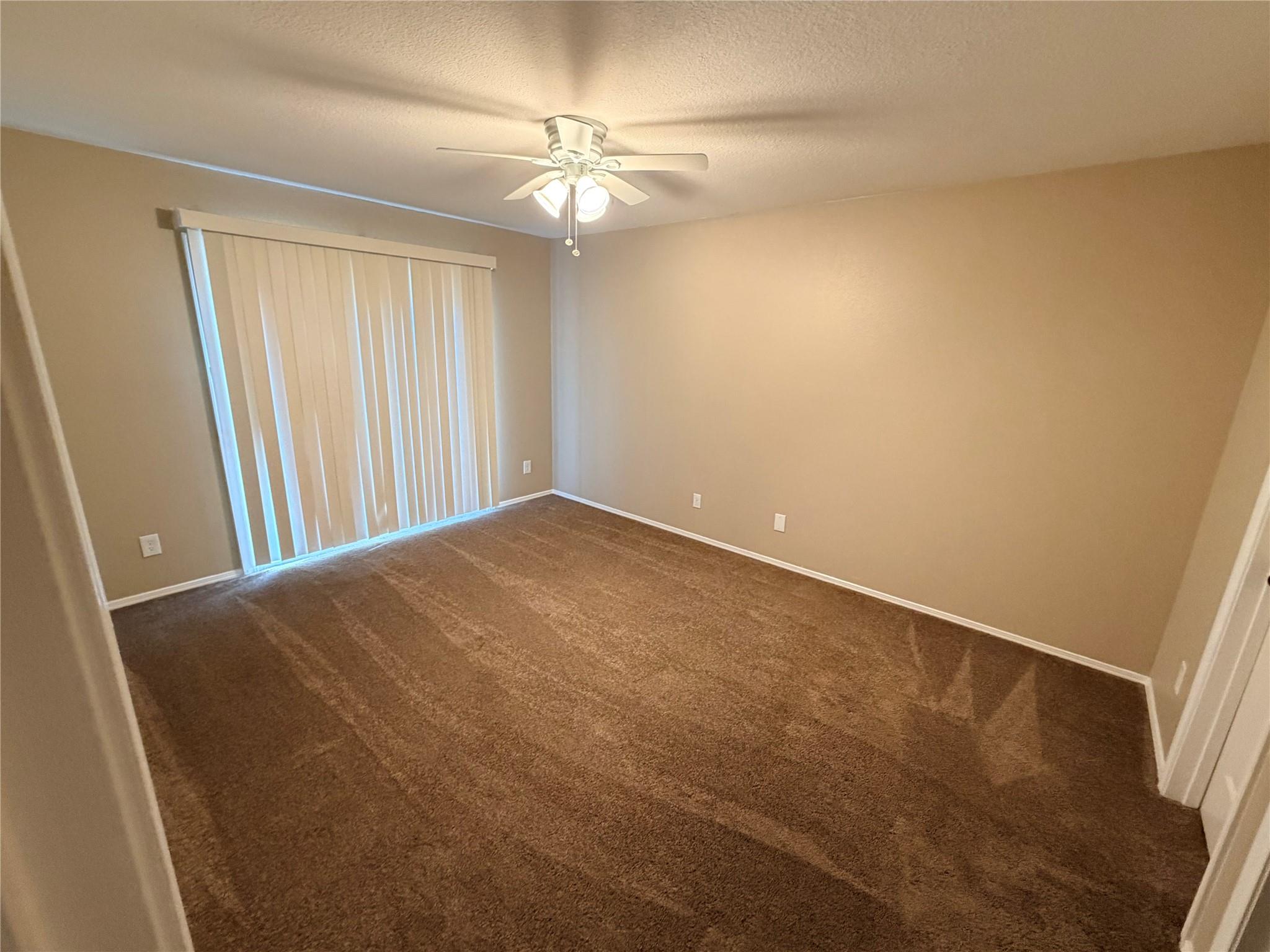 3103 Whisper Oaks Ln #a & B Property Photo 4