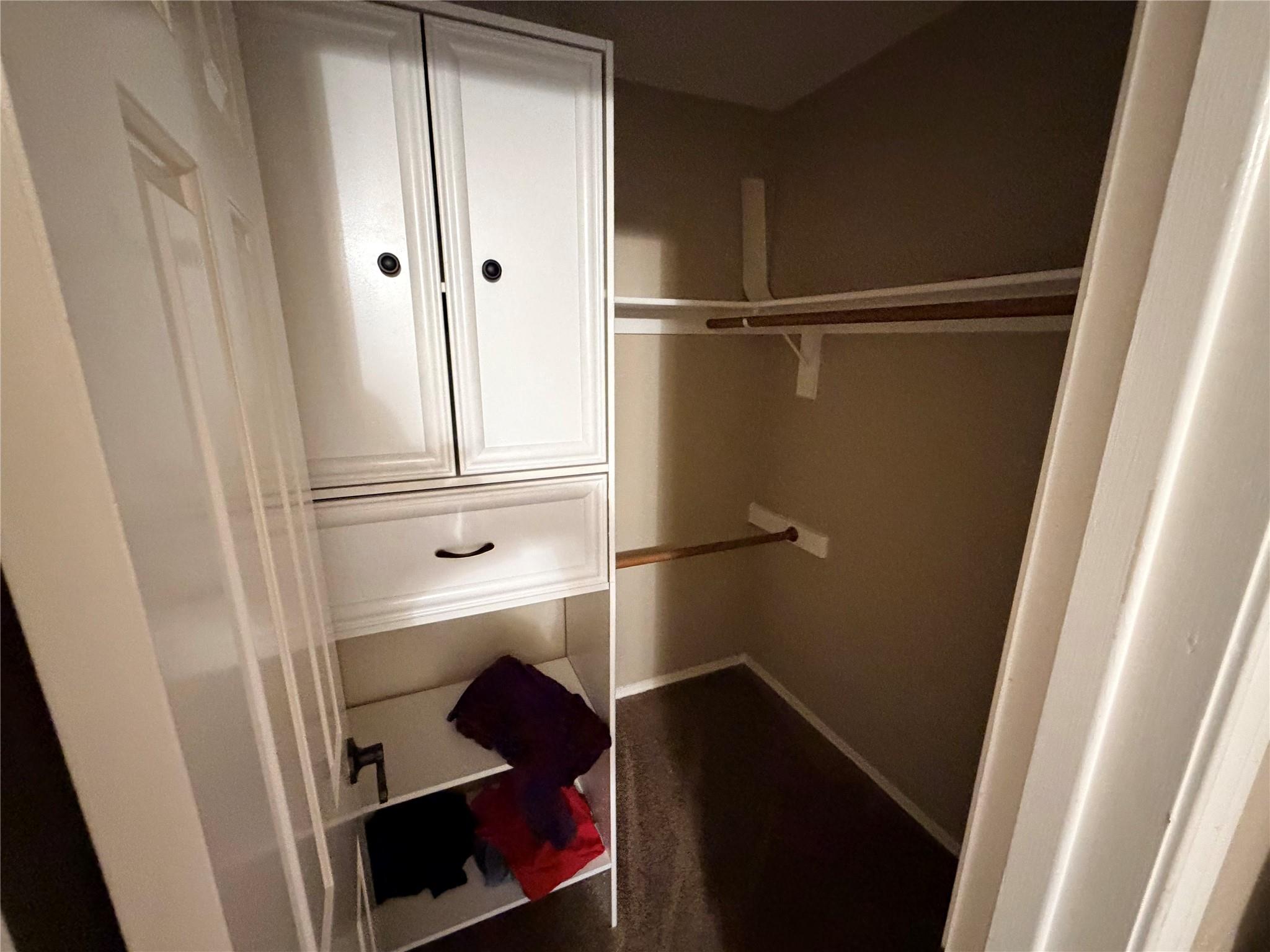 3103 Whisper Oaks Ln #a & B Property Photo 5