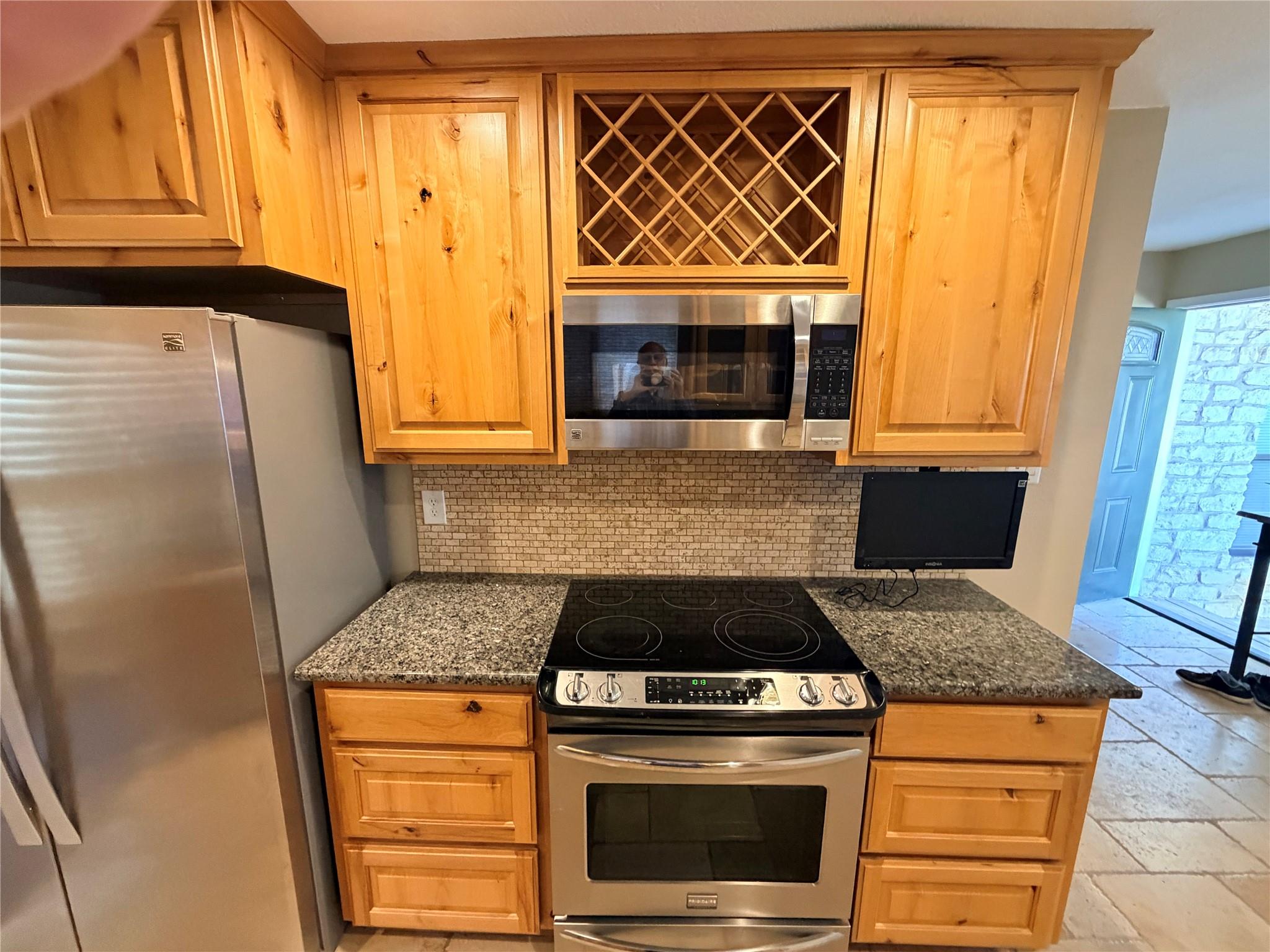 3103 Whisper Oaks Ln #a & B Property Photo 12