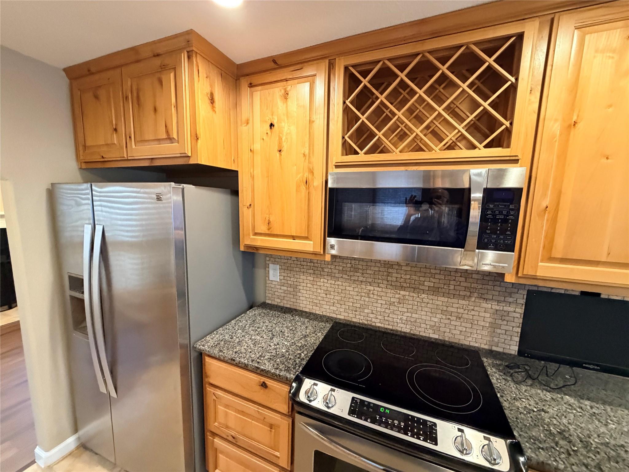 3103 Whisper Oaks Ln #a & B Property Photo 13
