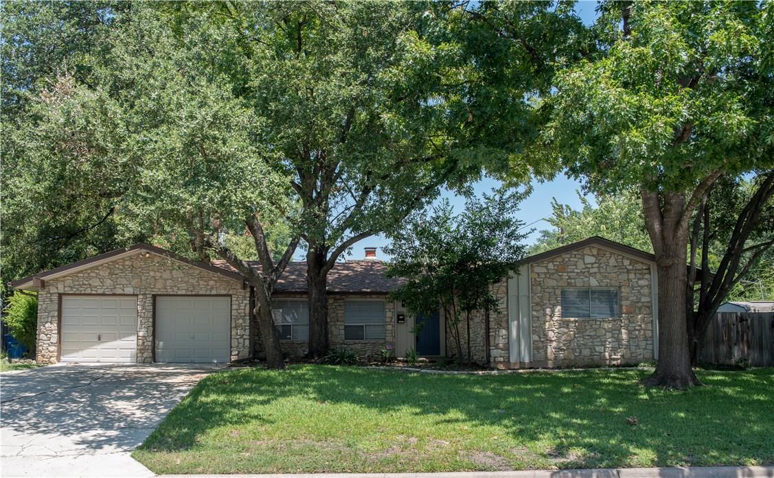 2902 Silverleaf Dr Property Photo 1