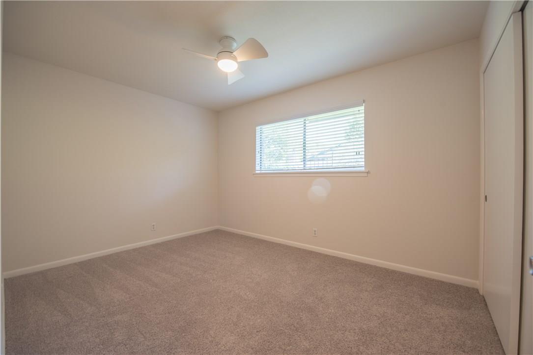 2902 Silverleaf Dr Property Photo 20