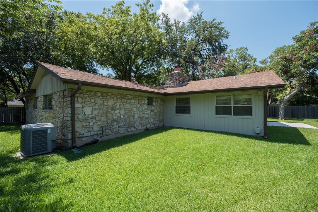 2902 Silverleaf Dr Property Photo 27
