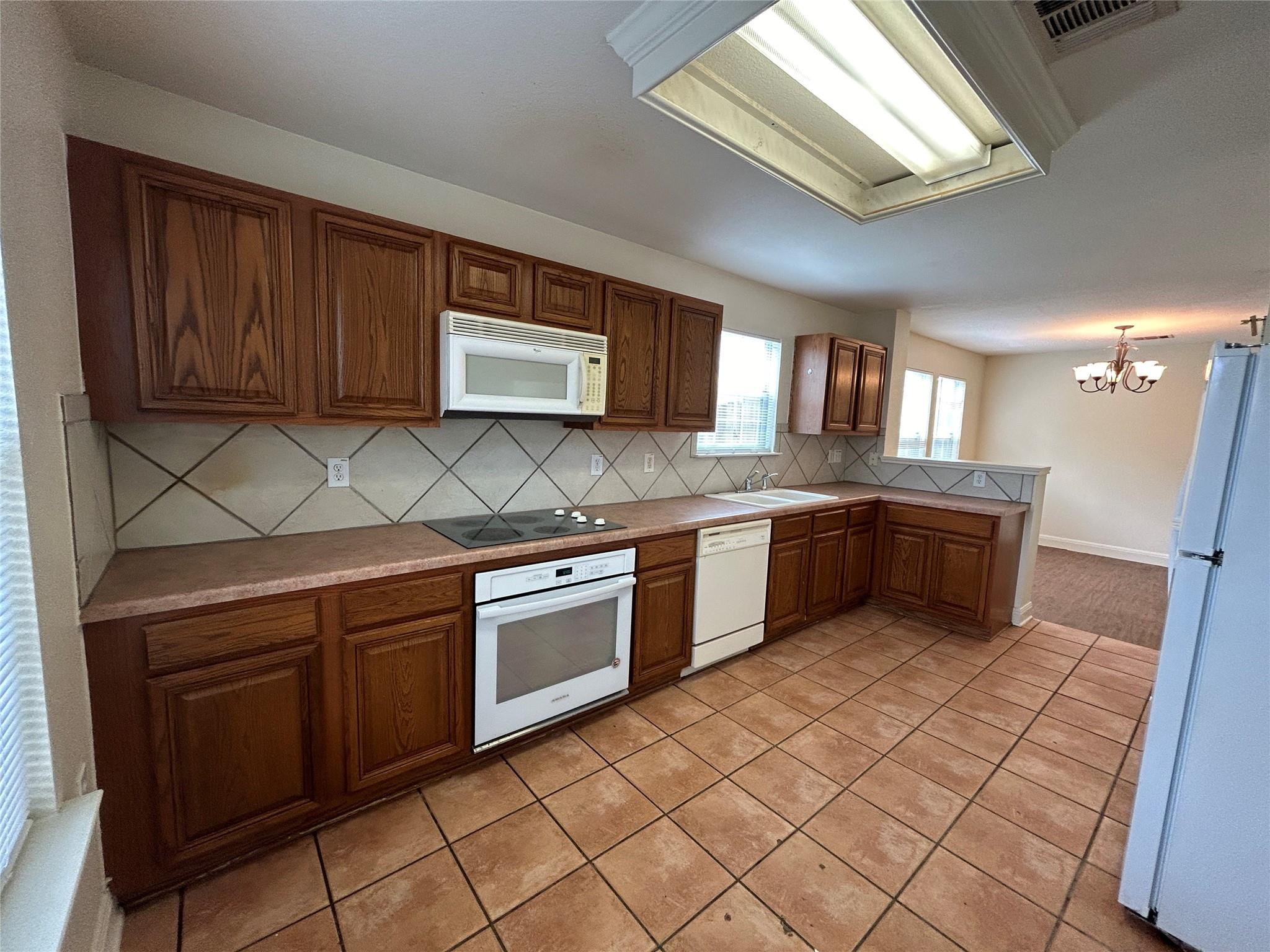 1909 Tranquilo Trl Property Photo 3