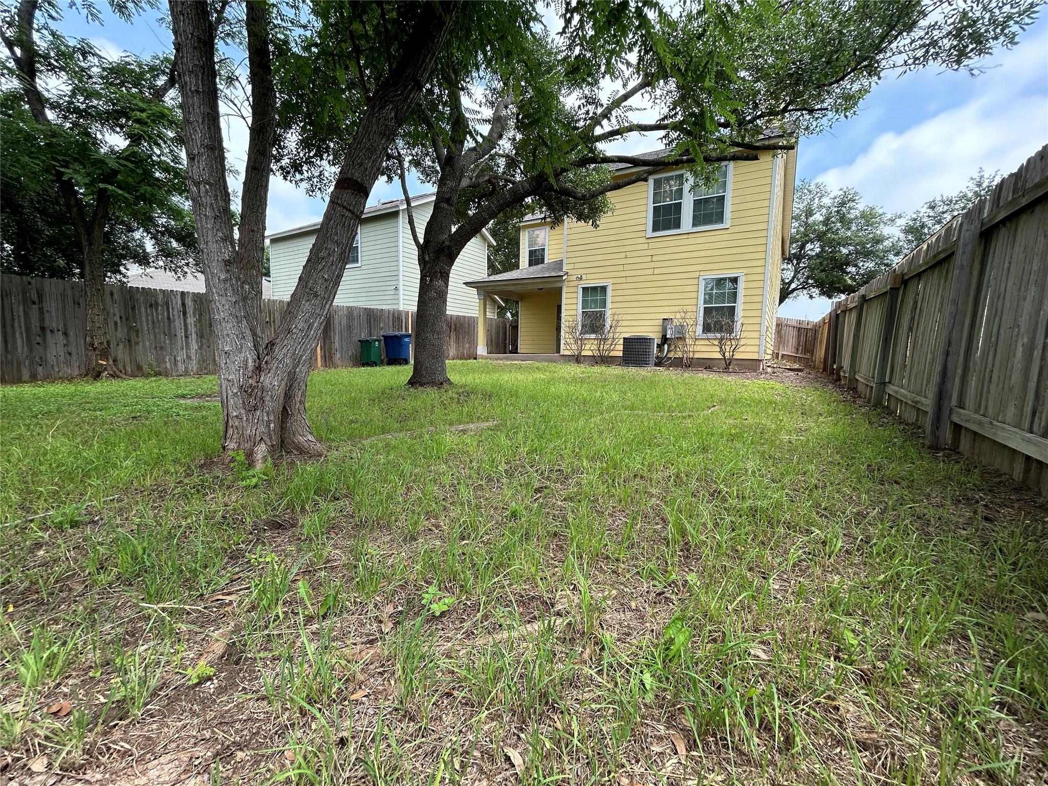1909 Tranquilo Trl Property Photo 14