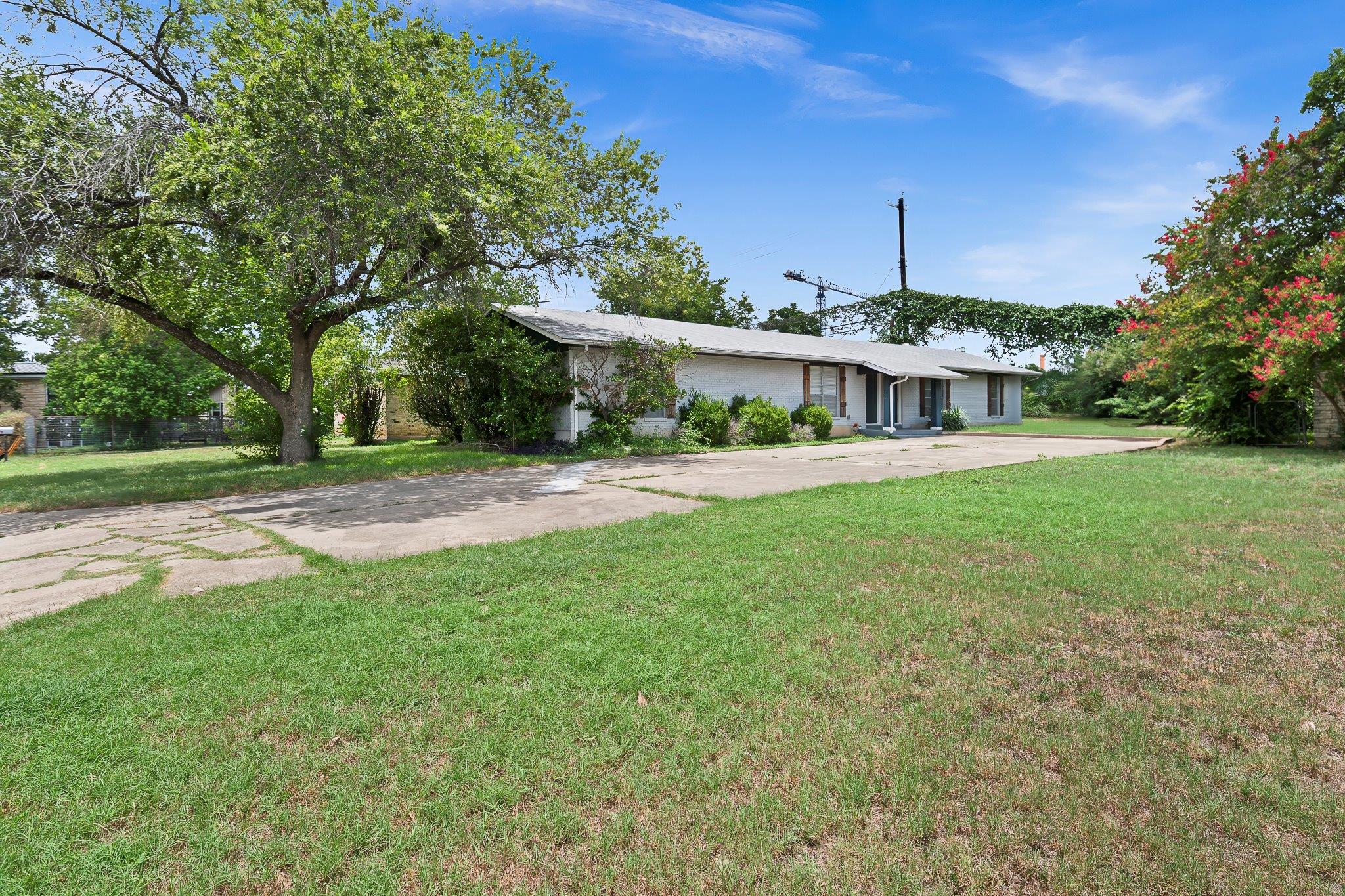 2712 Saint Edwards Cir #b Property Photo 2