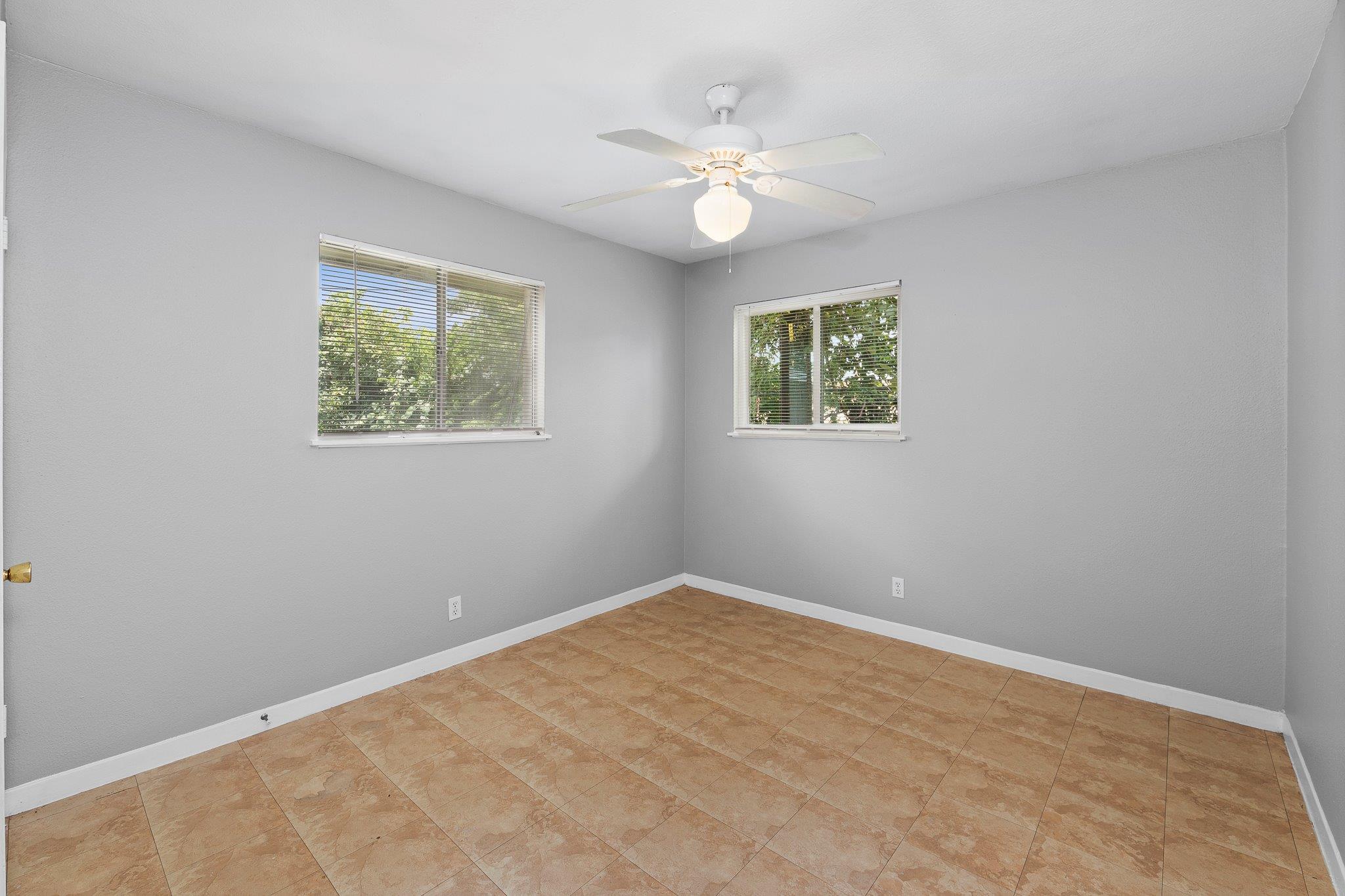 2712 Saint Edwards Cir #b Property Photo 24