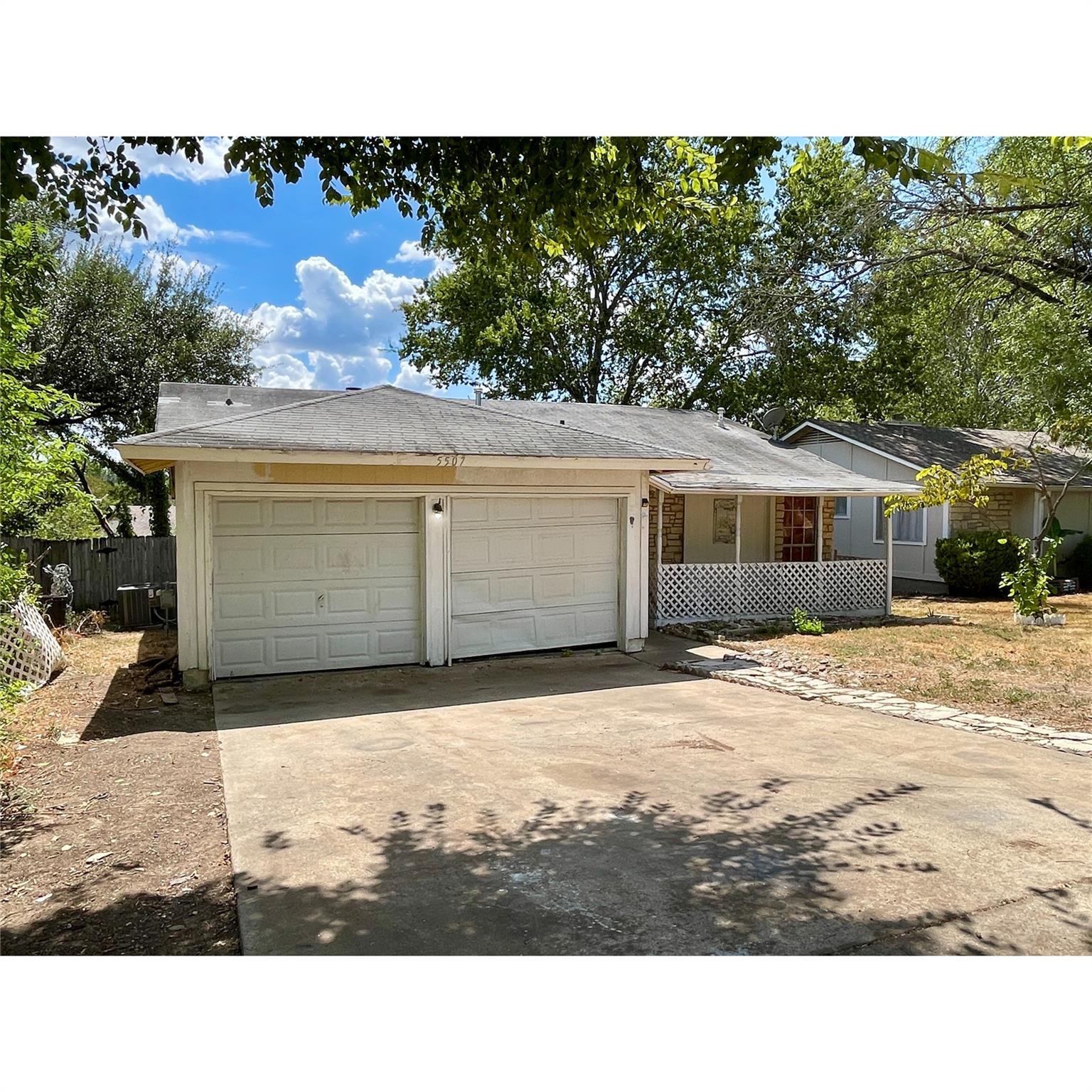 5507 Fence Row Property Photo 1