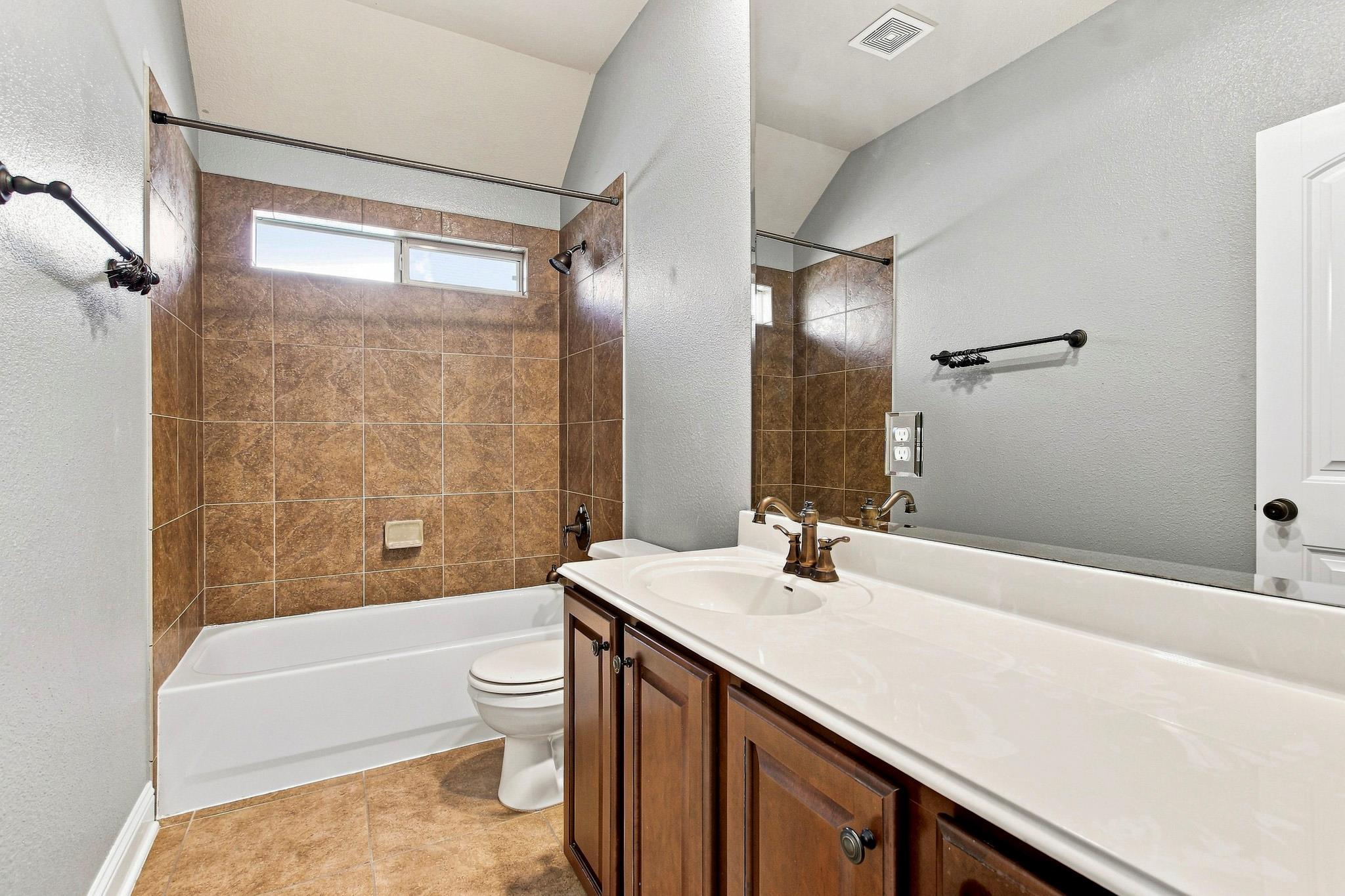 4507 Cervinia Dr Property Photo 37